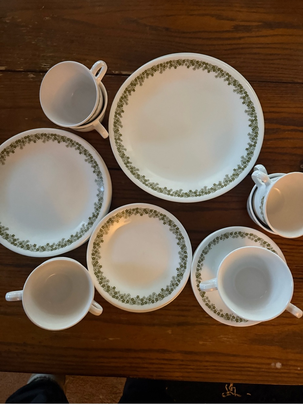Corelle Vintage 1970 Original Spring Blossom Green Dinnerware 36 Piece Set